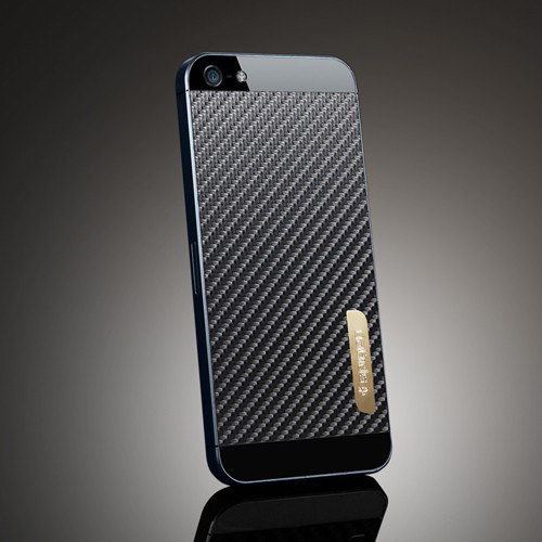 Сможет ли карбоновый корпус избавить iPhone 5 от облезания?